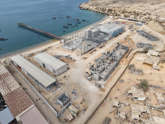 Alexandre's House | Entreposto de processamento e congelação de pescado | Baía Farta | Angola